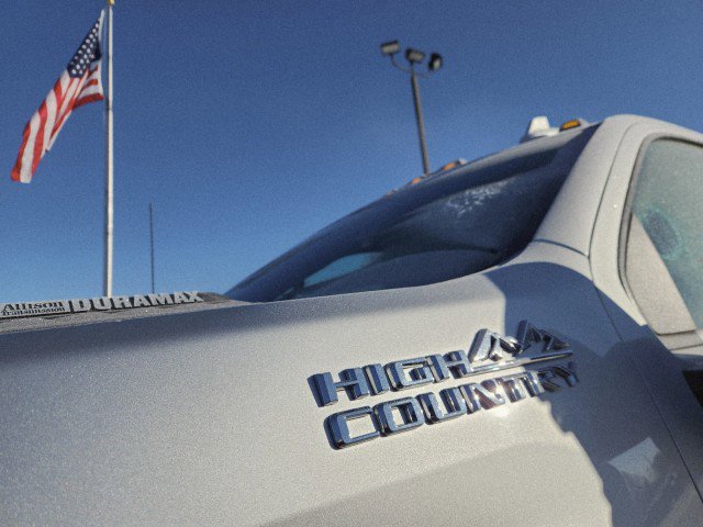 Used 2023 Chevrolet Silverado 3500 High Country w/ Z71 Off-Road Package image 10