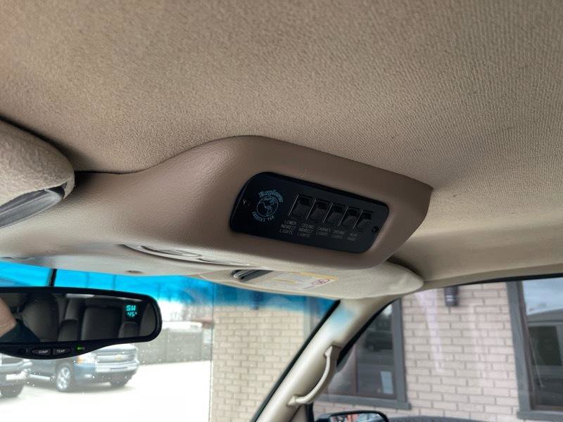 Used 2004 GMC Safari Conversion image 29