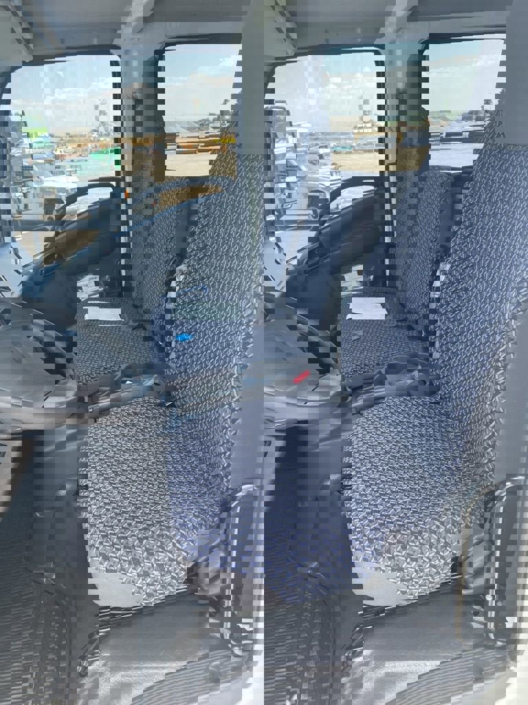 New 2025 Chevrolet Low Cab Forward image 7