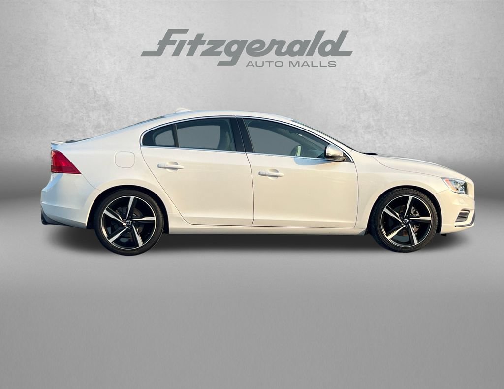 Used 2016 Volvo S60 T6 R-Design AWD/4WD image 3