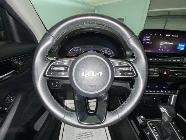 Used 2023 Kia Seltos EX AWD/4WD image 14
