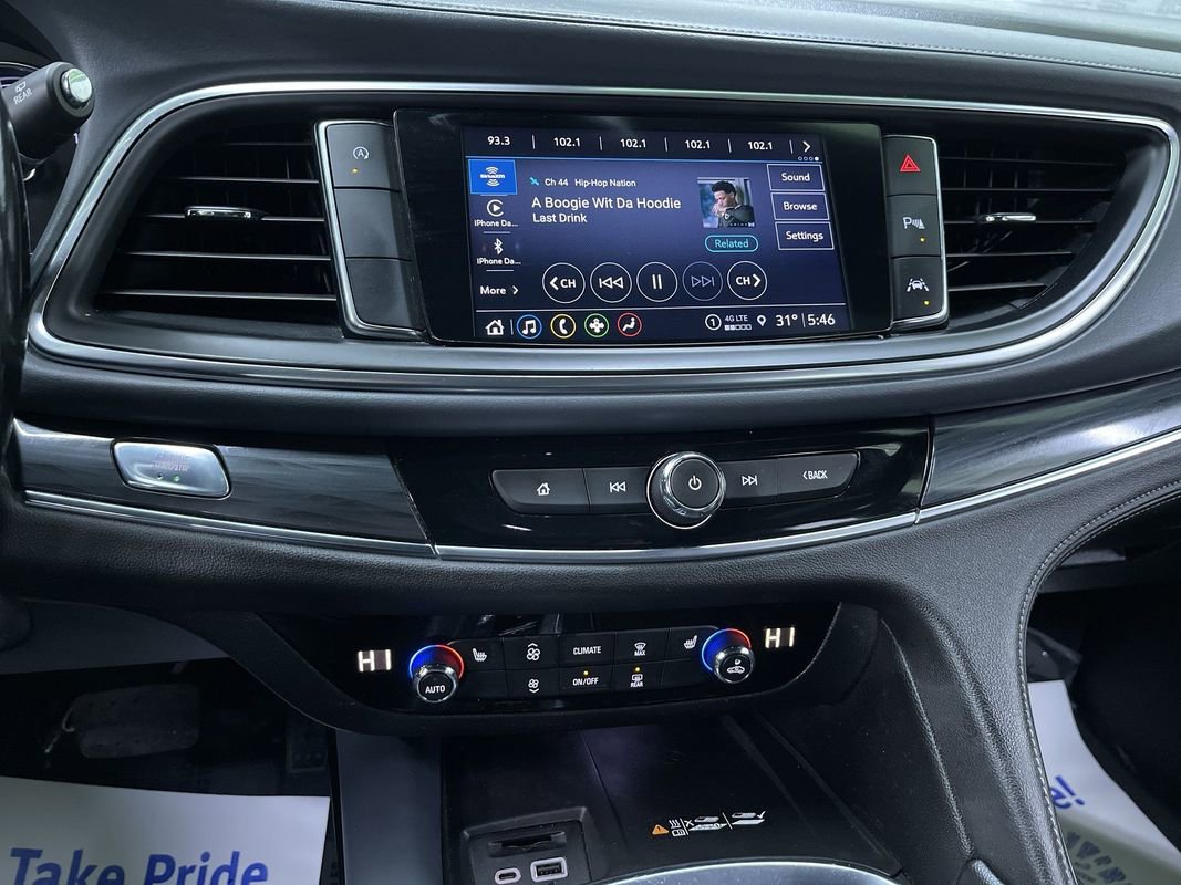 Used 2023 Buick Enclave Essence FWD image 20