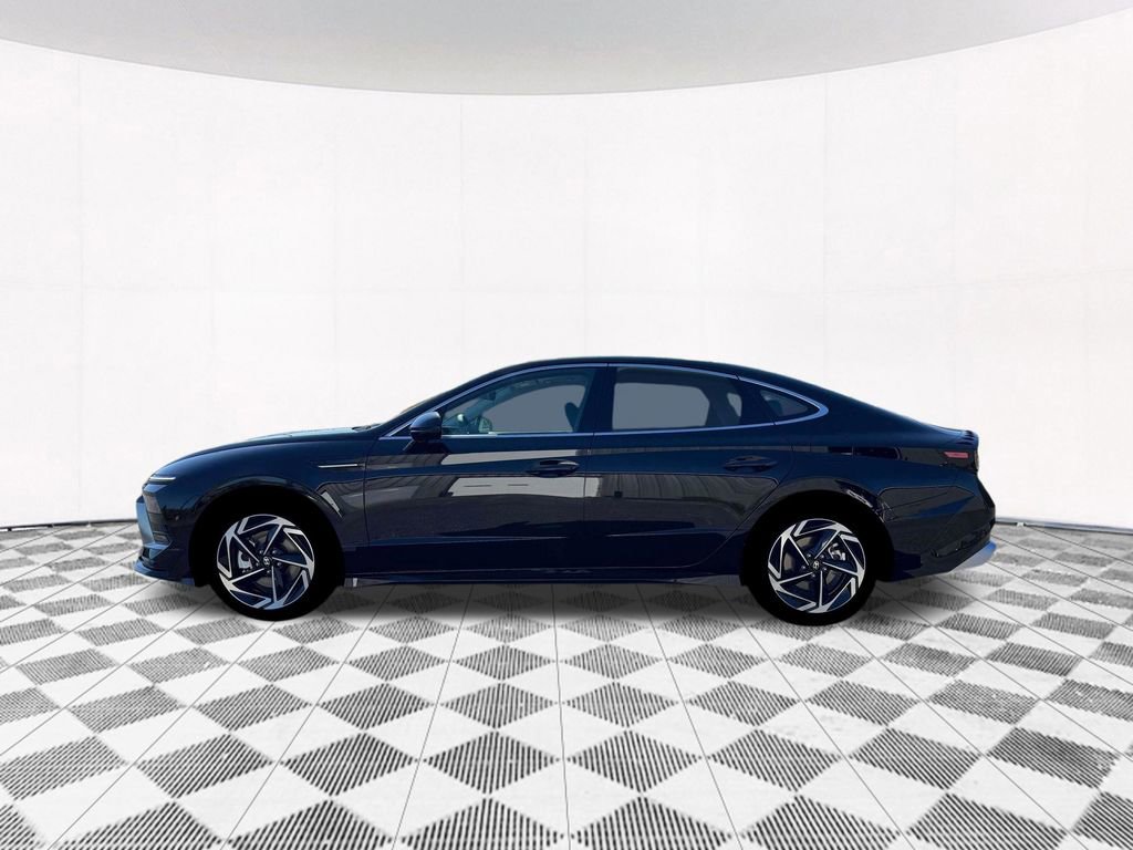 New 2026 Hyundai Sonata SEL image 3