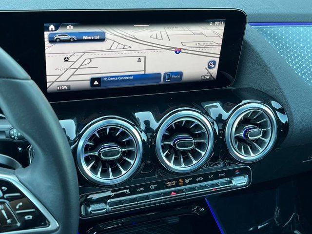 Used 2025 Mercedes-Benz GLA 250 4MATIC image 5