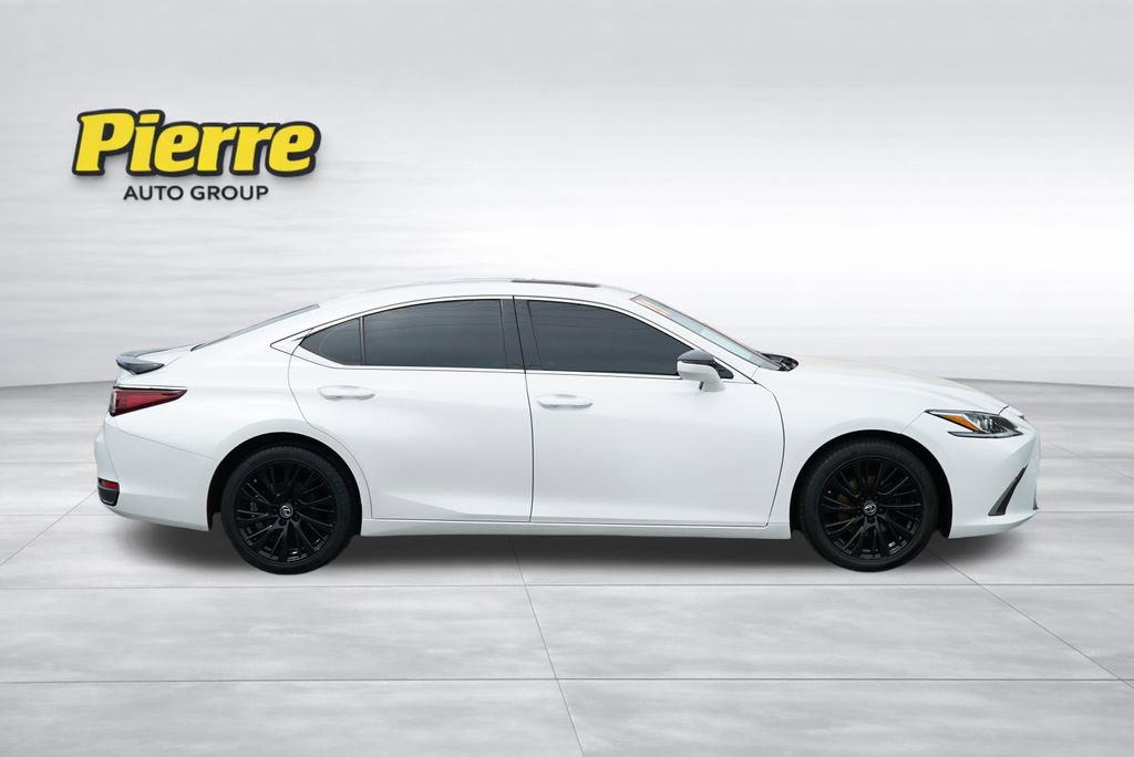 Used 2021 Lexus ES 300h w/ Premium Package FWD image 3