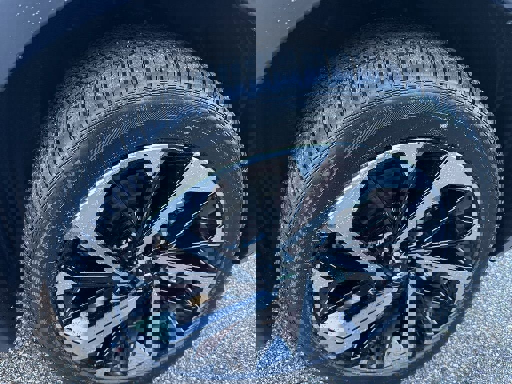 New 2025 Mitsubishi Outlander SE image 12