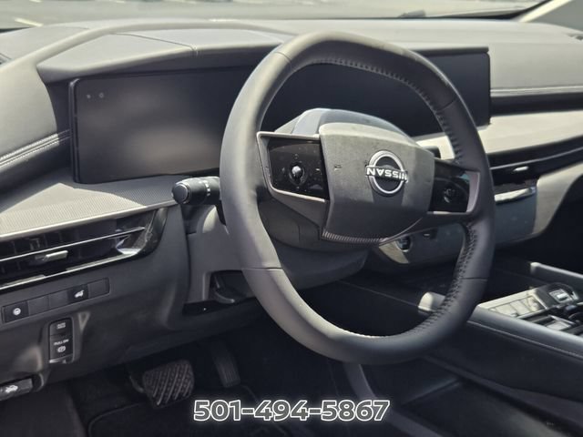 Used 2025 Nissan Murano SV AWD/4WD image 9