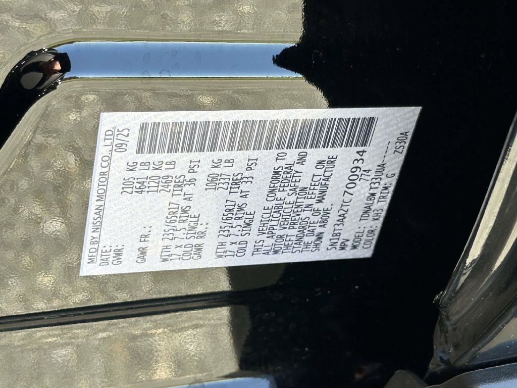 Used 2026 Nissan Rogue S FWD image 25