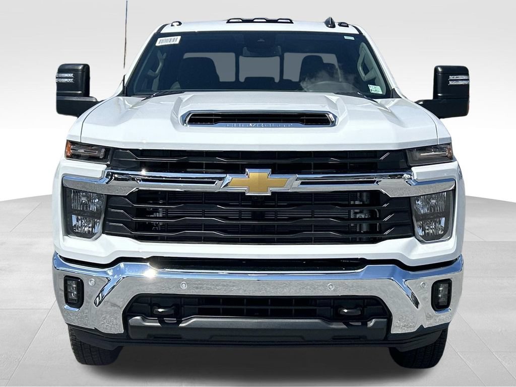 New 2026 Chevrolet Silverado 3500 LT w/ All Star Edition AWD/4WD image 9