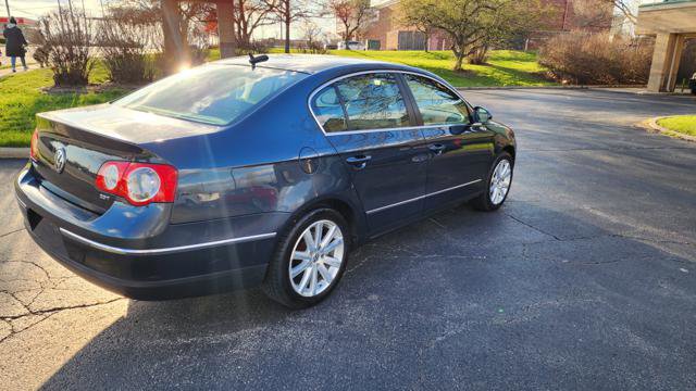 Used 2006 Volkswagen Passat 2.0T image 5