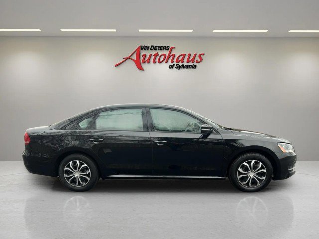 Used 2015 Volkswagen Passat 1.8T S image 6