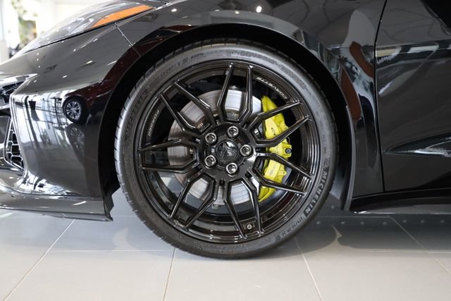 Used 2023 Chevrolet Corvette Z06 image 7