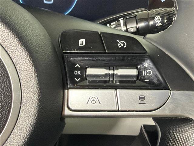 Used 2023 Hyundai Elantra Limited FWD image 27