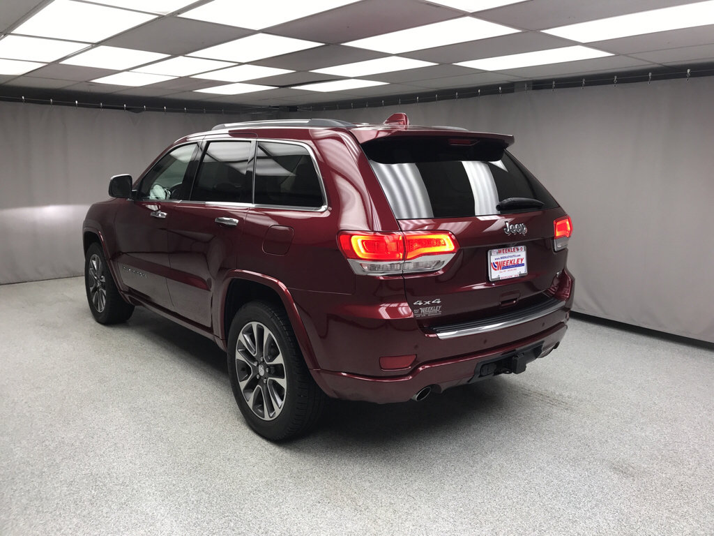 Used 2018 Jeep Grand Cherokee Overland AWD/4WD image 2