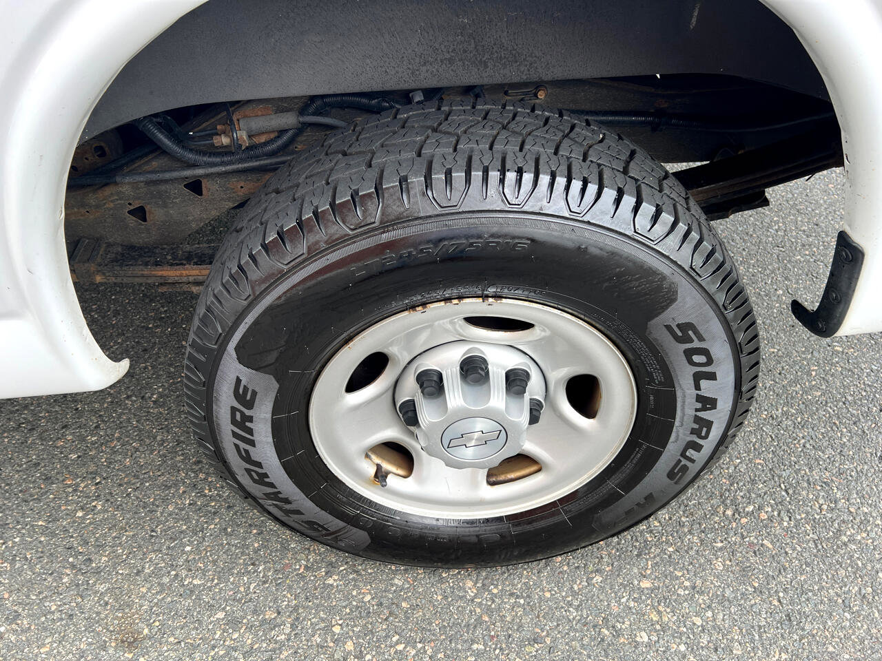 Used 2018 Chevrolet Express 2500 image 23