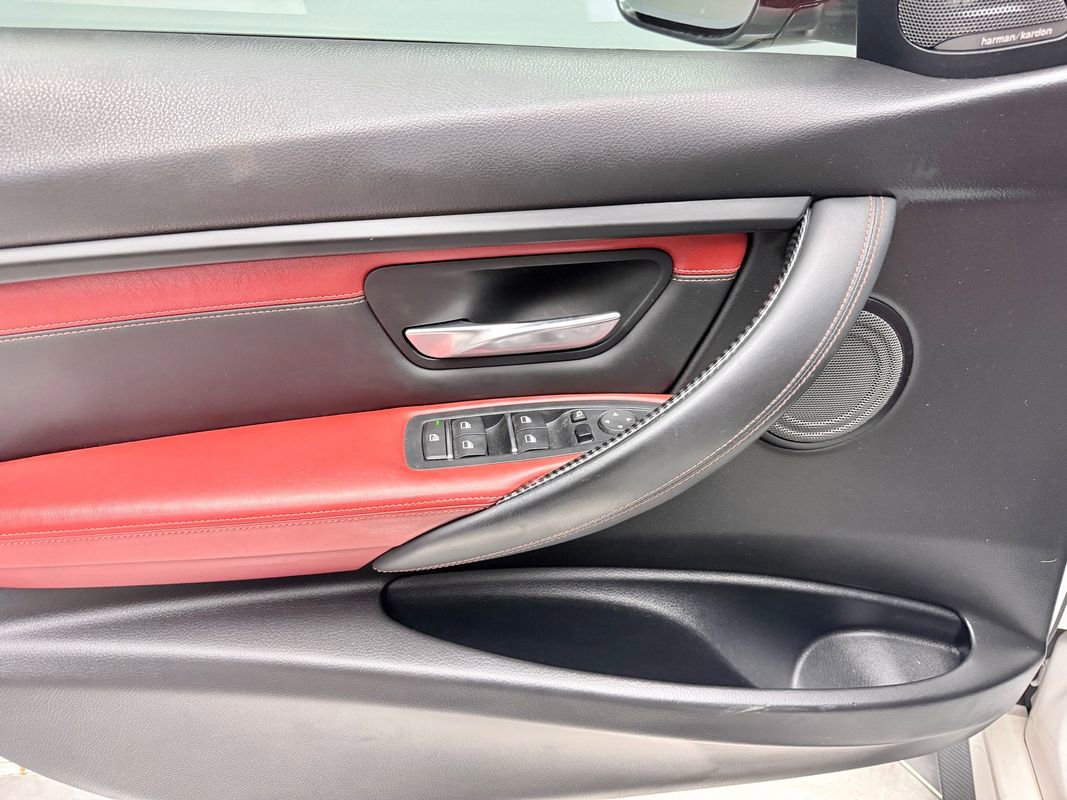 Used 2018 BMW M3 w/ Competition Package RWD image 18