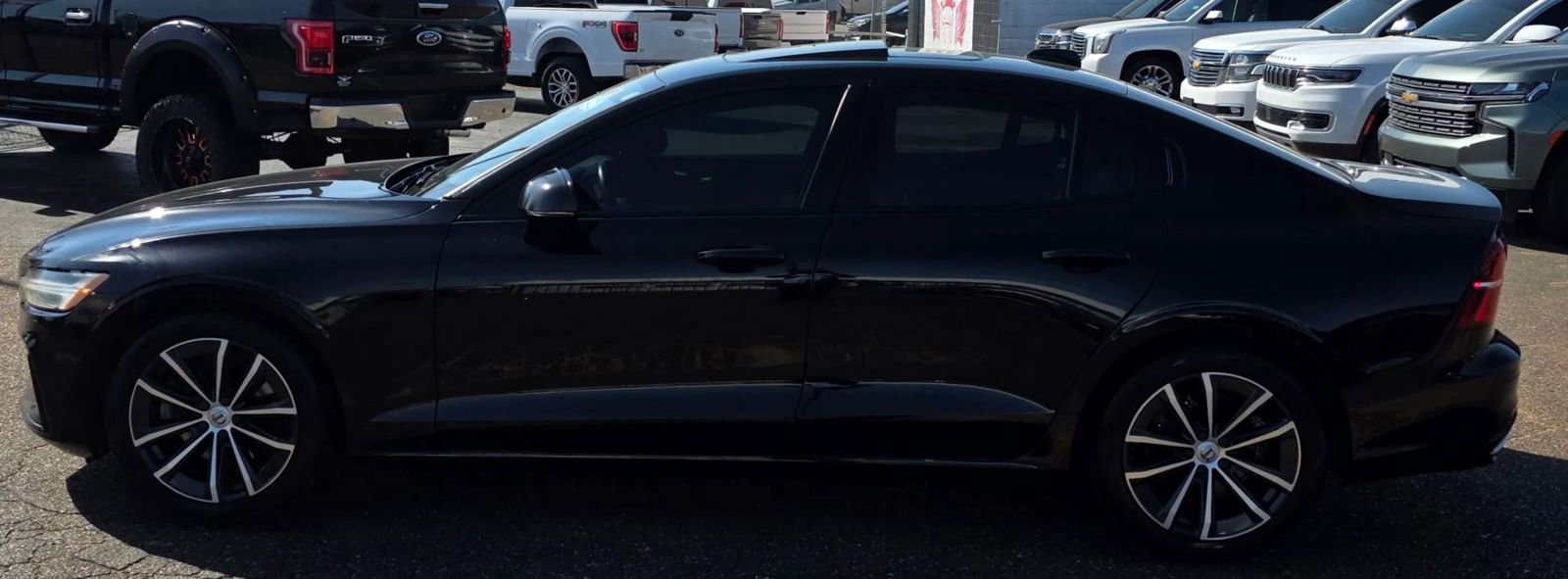 Used 2022 Volvo S60 B5 Inscription image 8