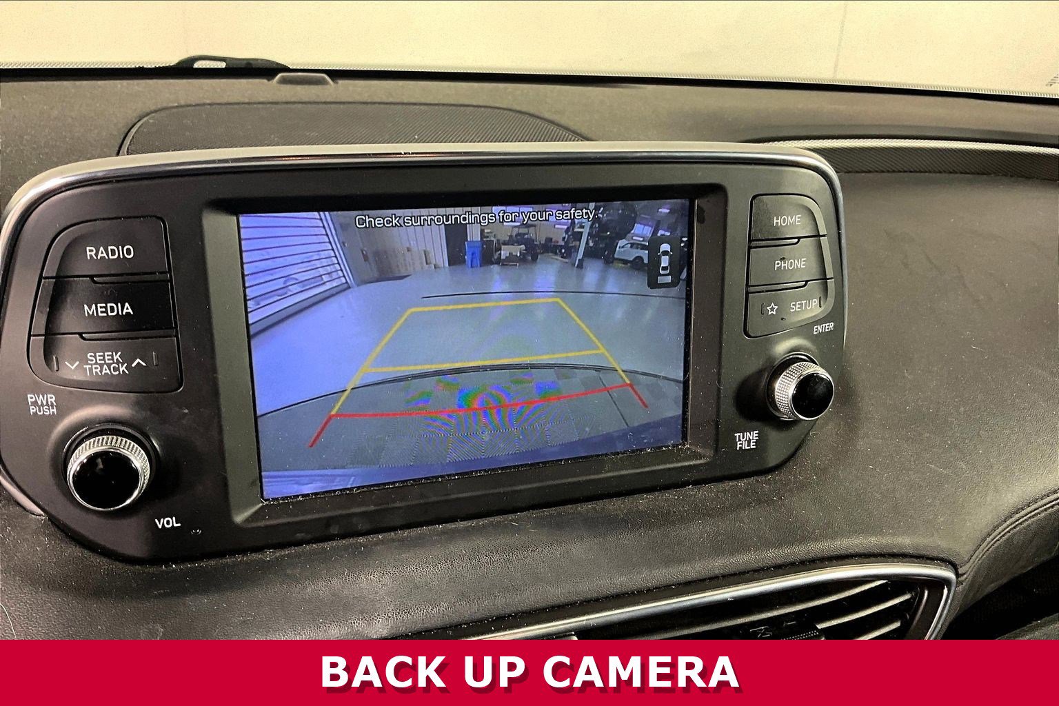 Used 2019 Hyundai Santa Fe SE image 13