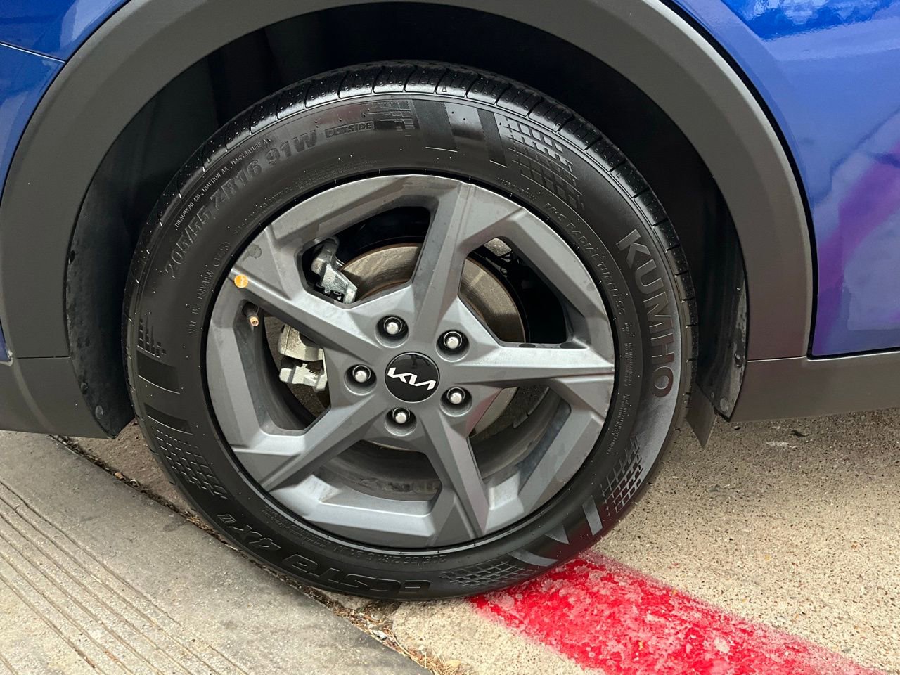 Used 2025 Kia K4 LXS image 9
