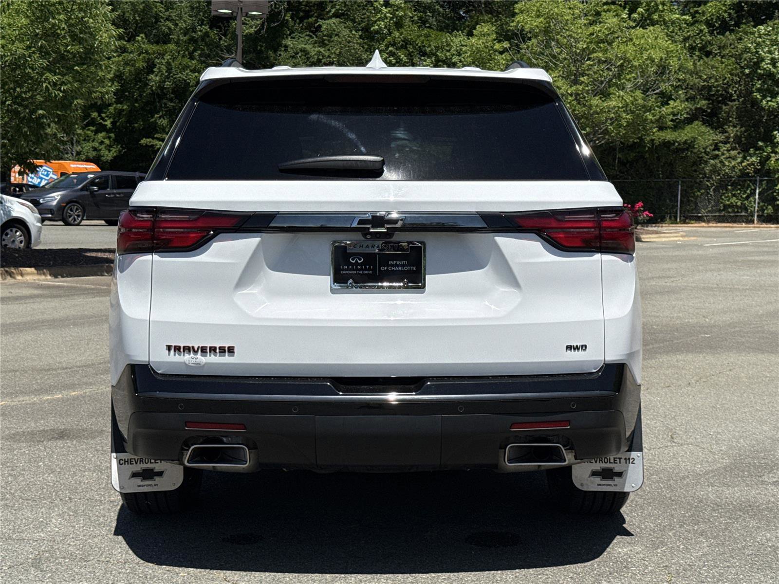 Used 2023 Chevrolet Traverse Premier w/ Redline Edition AWD/4WD image 30