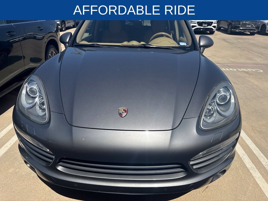 Used 2013 Porsche Cayenne Diesel AWD/4WD image 2