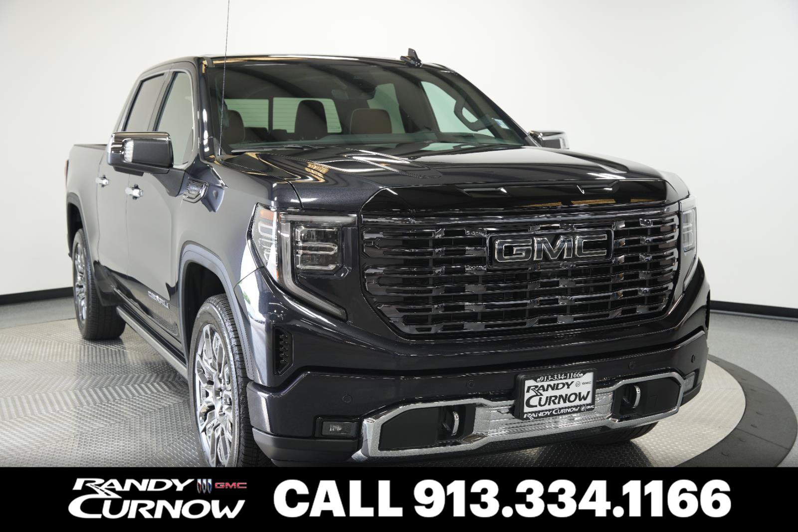 Used 2026 GMC Sierra 1500 Denali Ultimate AWD/4WD image 1
