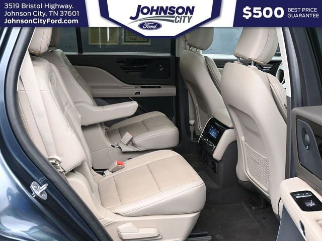 Used 2023 Lincoln Aviator Reserve w/ Equipment Group 201A AWD/4WD image 16