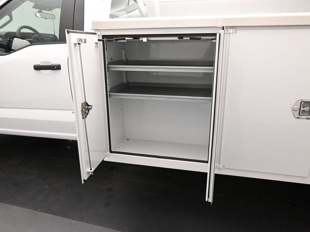 New 2026 Ford F350 XL w/ XL Chrome Package RWD image 16