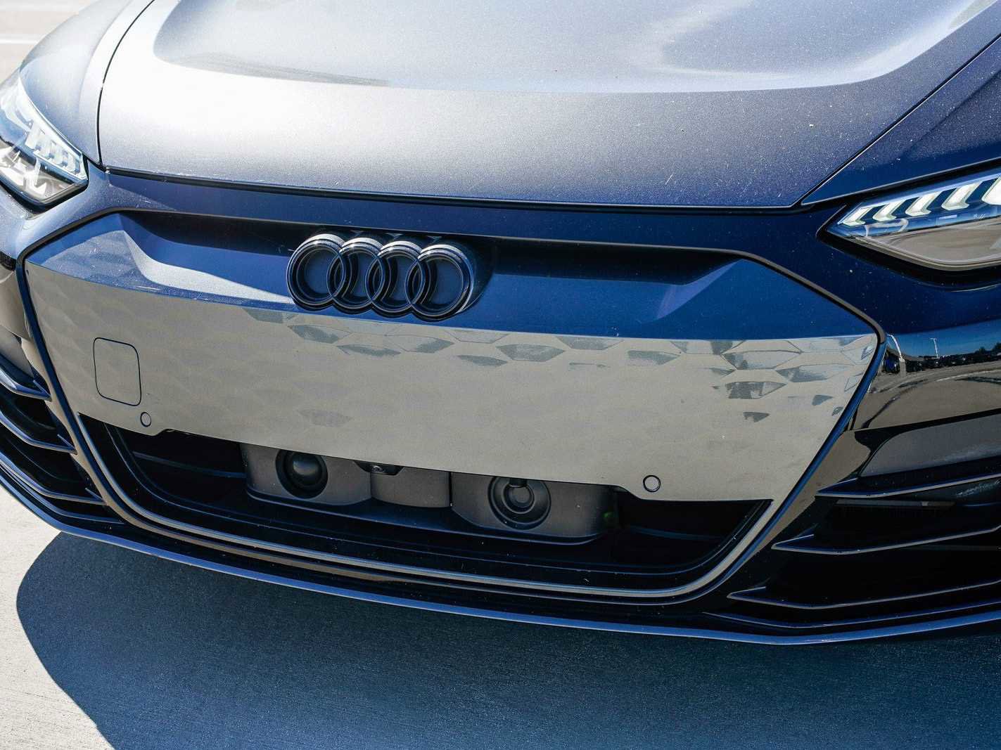 Used 2022 Audi e-tron GT Prestige w/ Prestige Package image 8