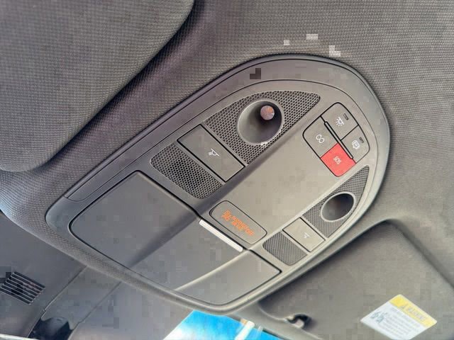 Used 2026 Genesis G70 2.5T image 28