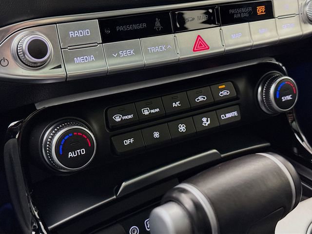 Used 2021 Kia Stinger GT1 image 16