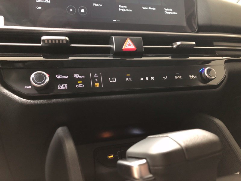 New 2026 Kia Sportage EX FWD image 29
