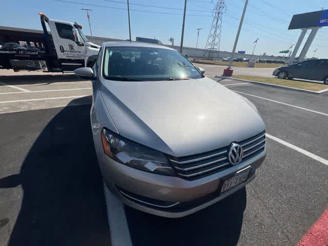Used 2012 Volkswagen Passat 2.5 SE FWD video 2