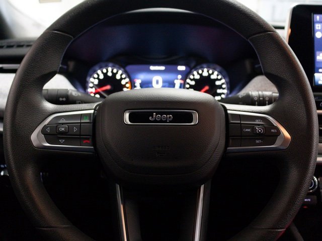 Certified 2025 Jeep Compass Sport image 12