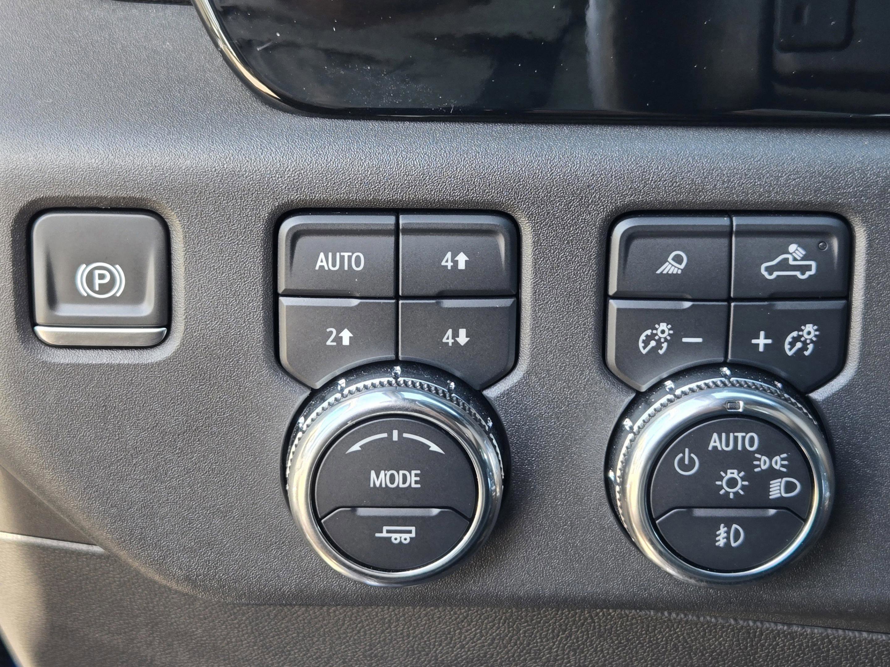 Used 2024 GMC Sierra 1500 Elevation w/ Elevation Premium Package image 30