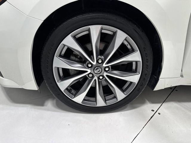 Used 2022 Nissan Maxima Platinum FWD image 9