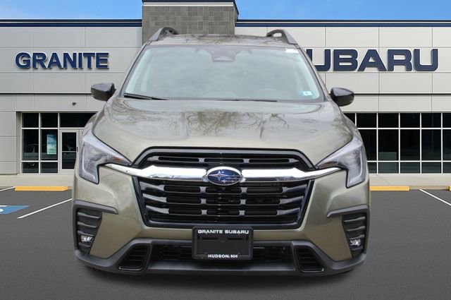 Used 2025 Subaru Ascent Limited AWD/4WD image 5