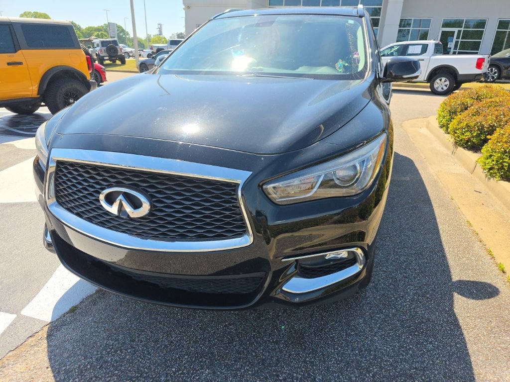 Used 2017 INFINITI QX60 AWD w/ Premium Plus Package image 3