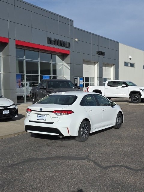 Used 2022 Toyota Corolla LE image 6