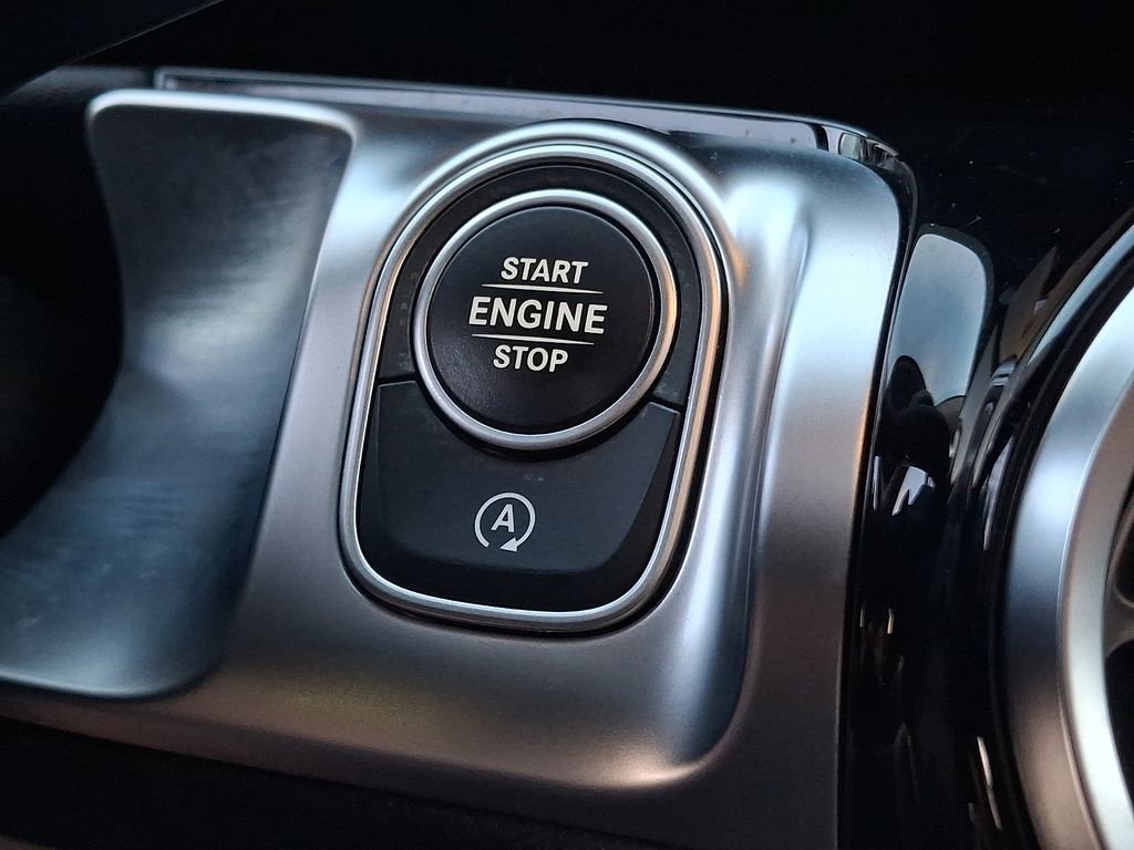 Used 2023 Mercedes-Benz GLB 250 4MATIC image 19