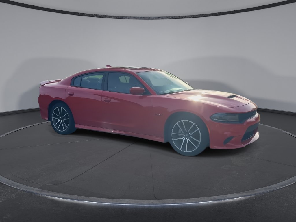 Used 2022 Dodge Charger R/T w/ Plus Group RWD image 2
