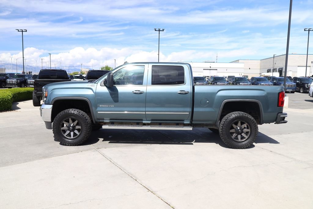 Used 2015 GMC Sierra 2500 SLT w/ Duramax Plus Package image 3