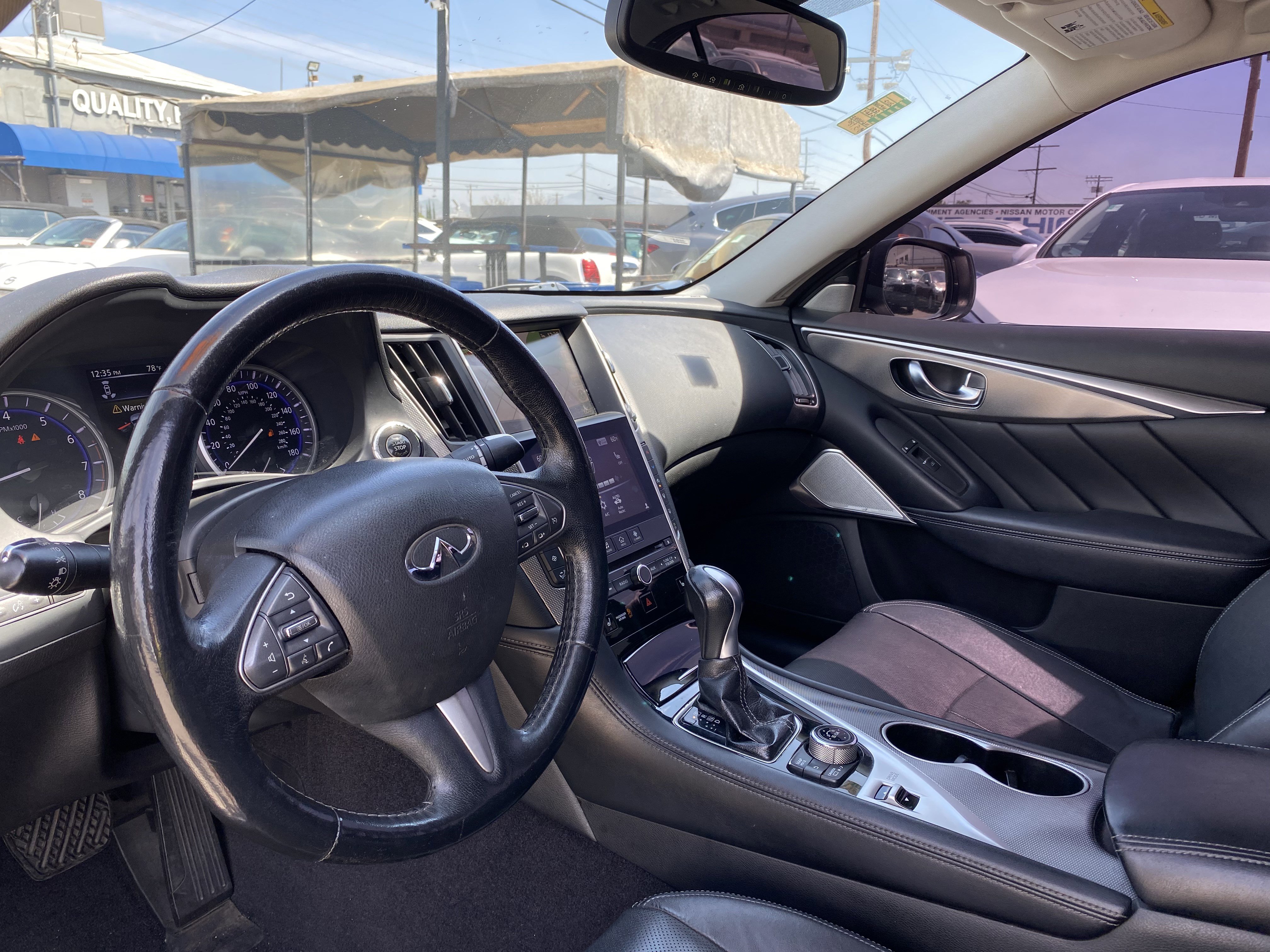 Used 2017 INFINITI Q50 Premium w/ 2.0T Premium Plus Package image 17