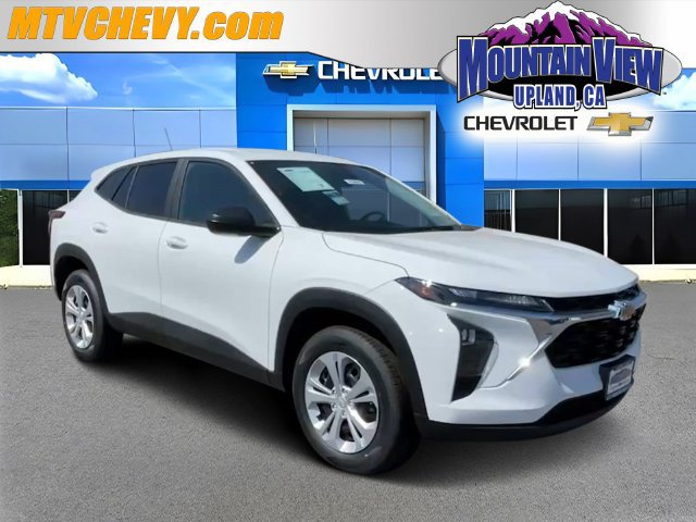 New 2026 Chevrolet Trax LS w/ Driver Confidence Package