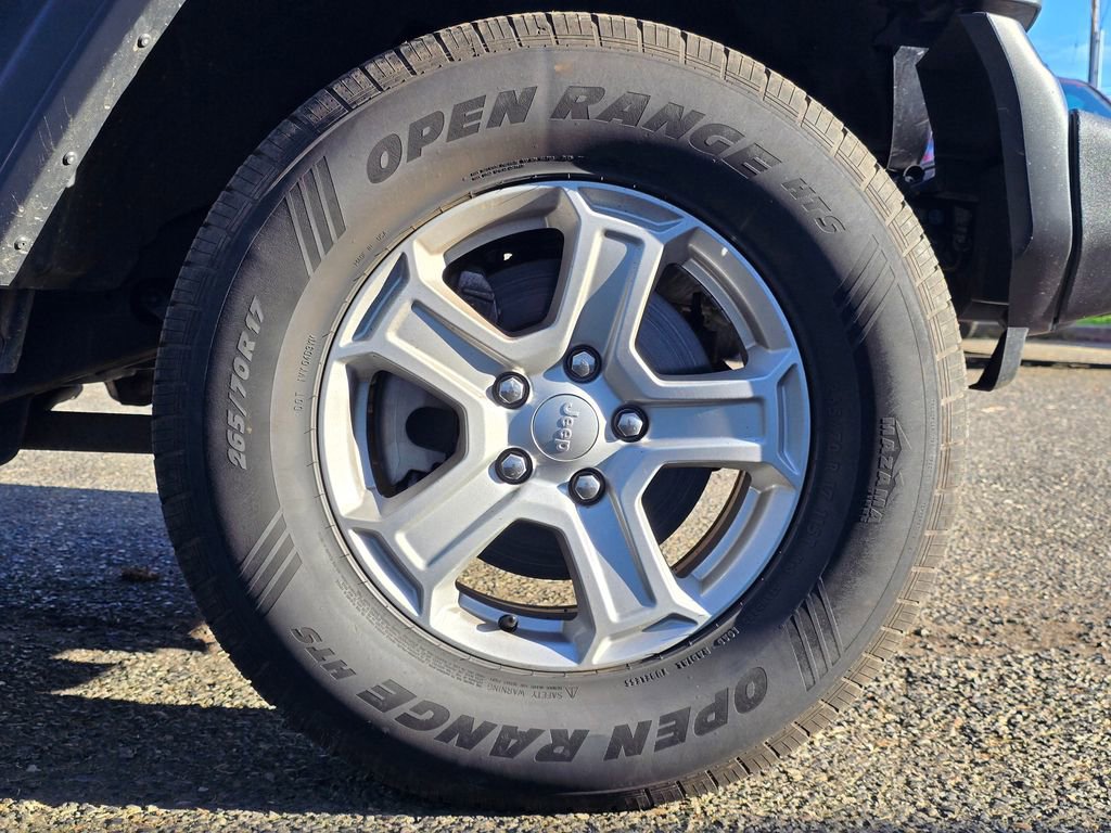 Used 2018 Jeep Wrangler Sport S image 40