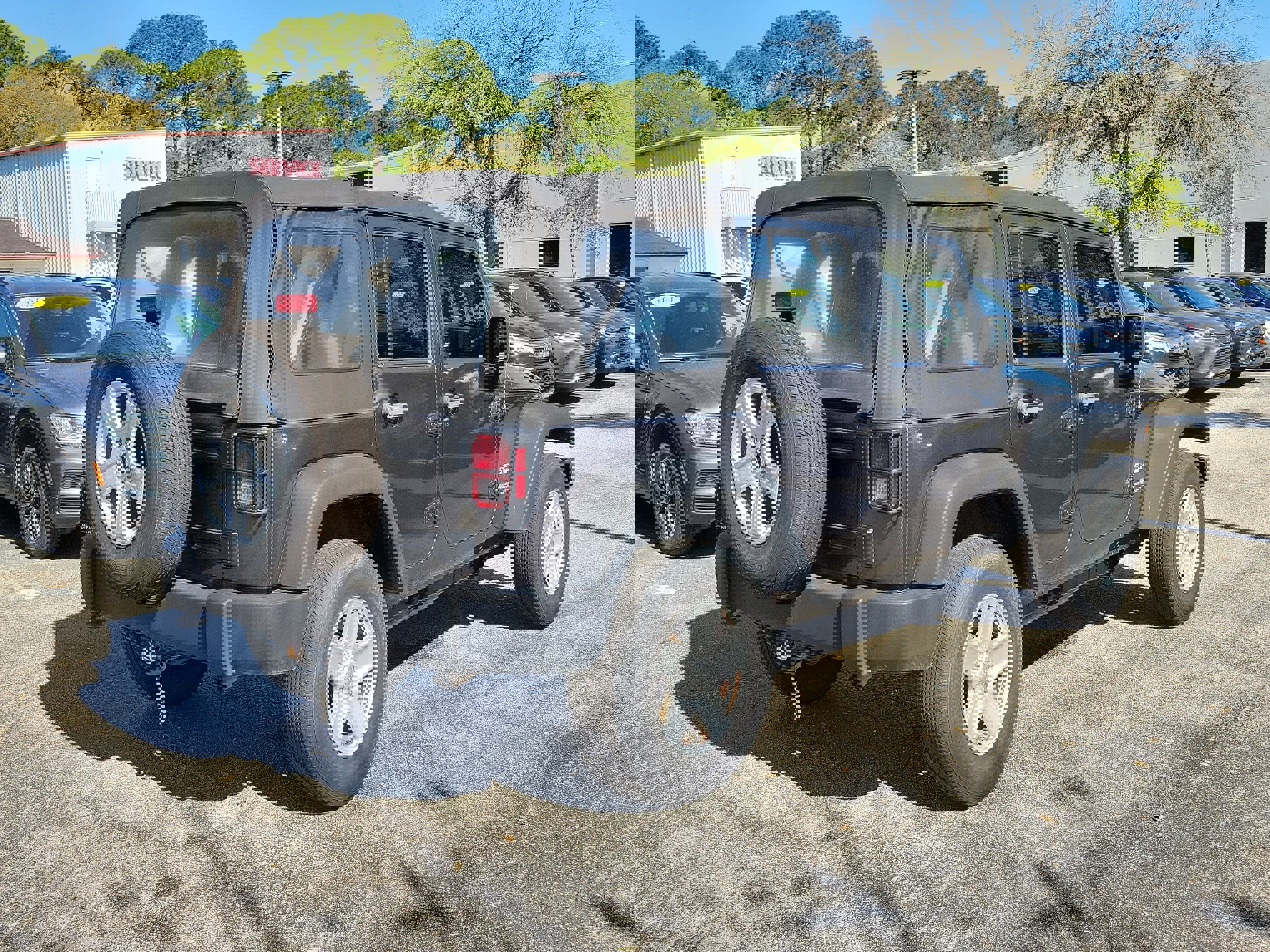 Used 2018 Jeep Wrangler Unlimited Sport w/ Connectivity Group AWD/4WD image 6