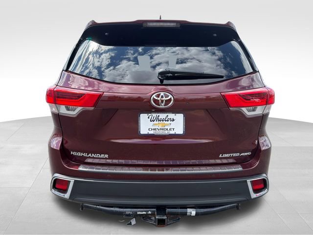 Used 2019 Toyota Highlander Limited AWD/4WD image 4