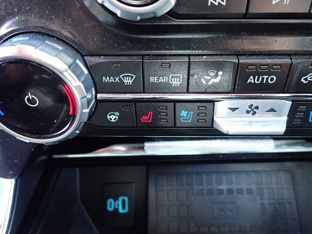 Certified 2022 Ford F150 Lariat w/ Equipment Group 502A High image 25