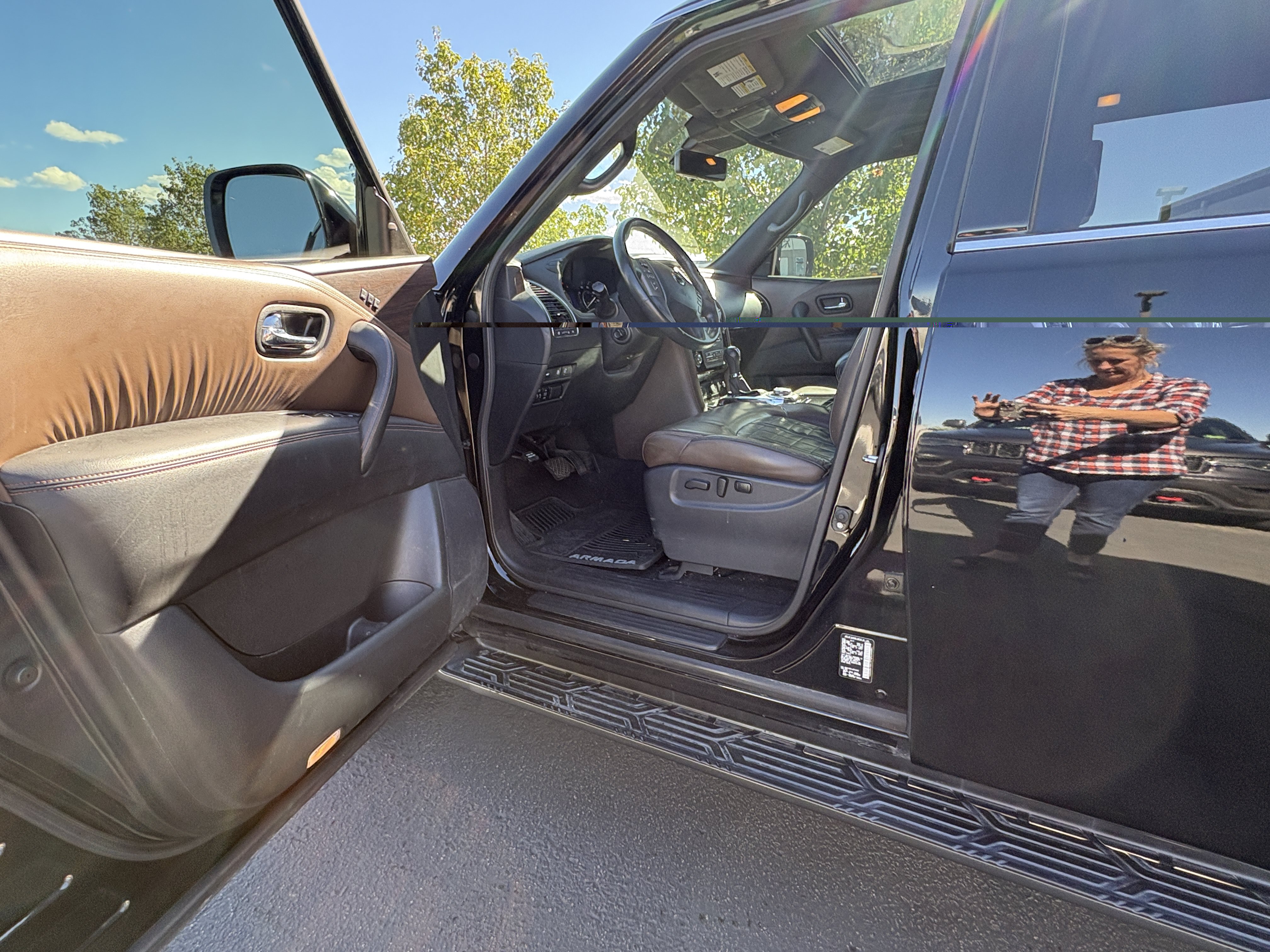 Used 2018 Nissan Armada Platinum w/ Captain Seat Package AWD/4WD image 9