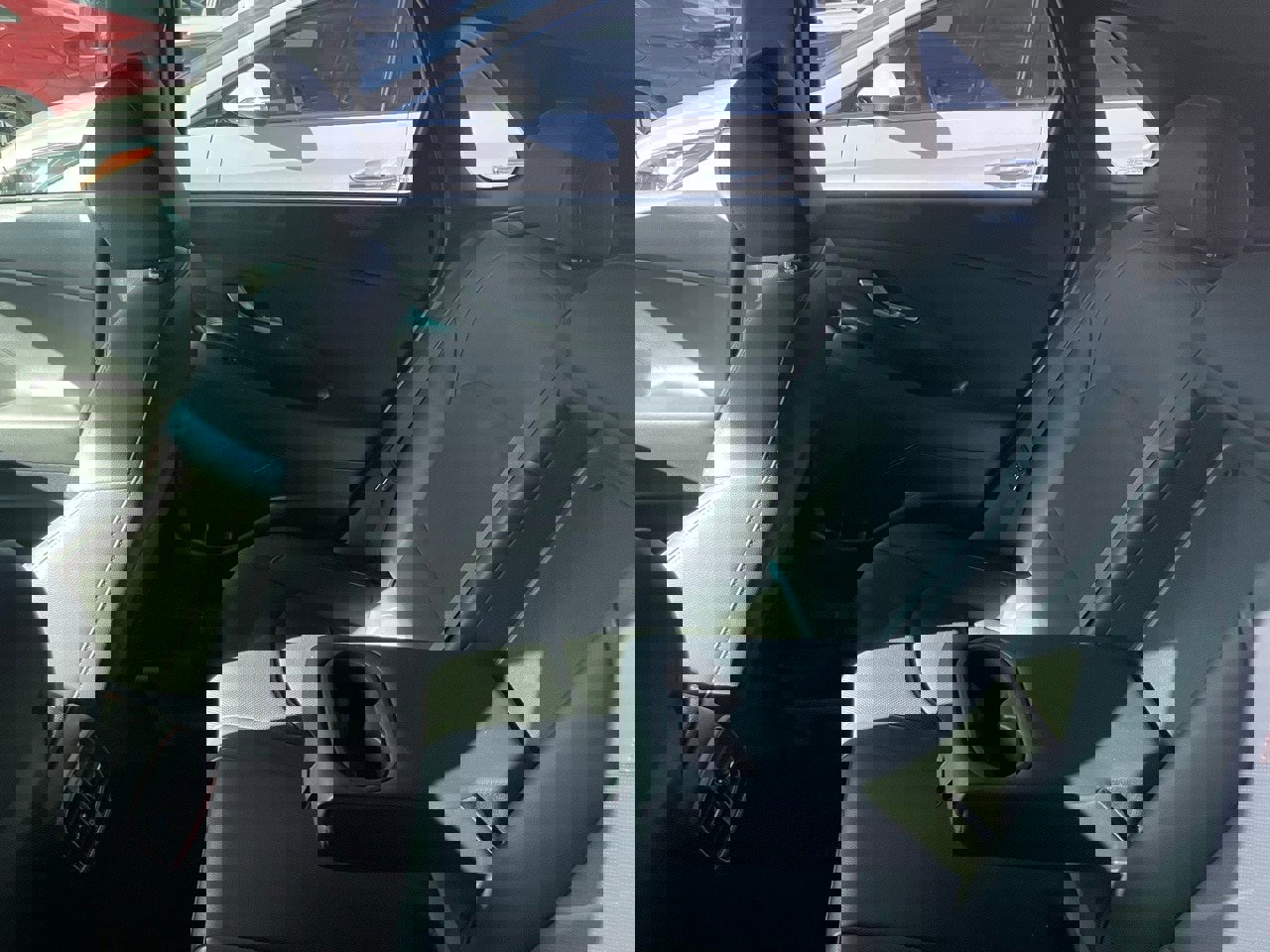 Used 2018 Hyundai Elantra GT Sport w/ Sport Tech Package 04 image 8